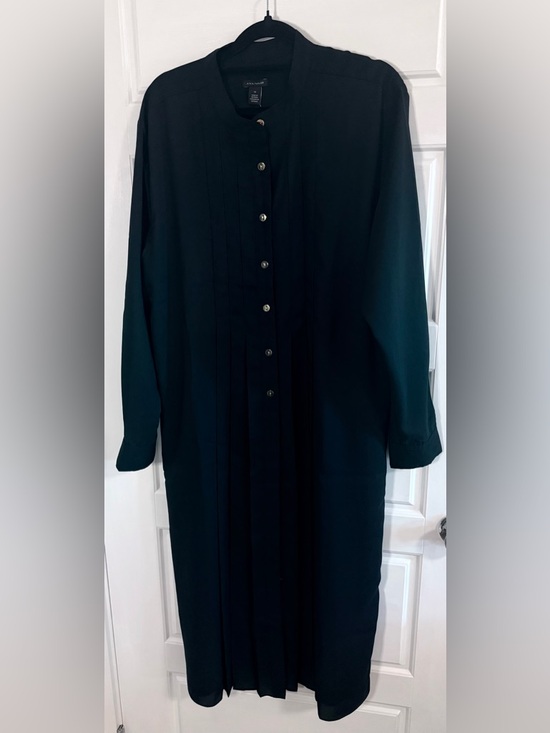 Ann Taylor Dresses & Skirts - NWT Beautiful Ann Taylor Black Pleated Long-Sleeve Dress size 12